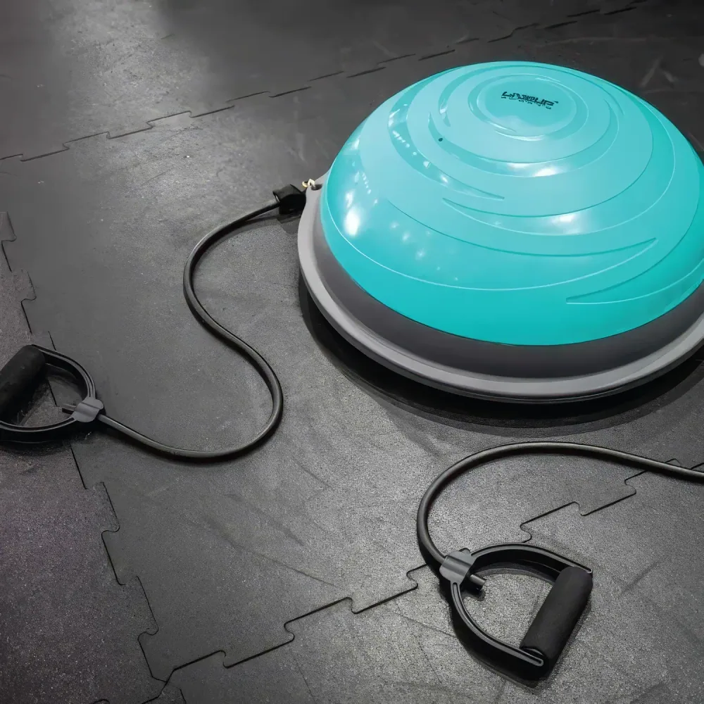 كرة التوازن (Bosu Ball)